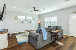 Spacious Seaside Retreat with Gulf & Waterway Views - 1