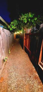 Secret Oasis in Sacramento! - 4