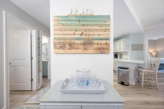 Phoenix VI 61503 condo - 2