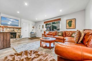 Modern 3BD -Walk to Lake & Beach - 2