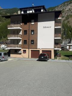 Haus Silence - Berge & Sonne im Saastal Ski Wandern Familie Haustiere - 7