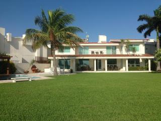 Quetzal Lagoon Retreat - 0