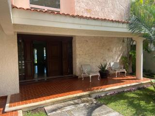 Quetzal Lagoon Retreat - 1