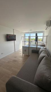 Bright on the avenue - 3