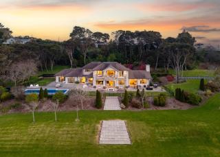 Whitford Estate with Pool & Lush Gardens - 3