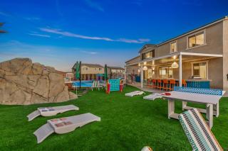 Electric Slide Lazy River, Pickleball, Game-room - 7