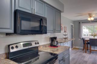 11 Mi to Dtwn Cleveland Richmond Heights Retreat! - 4