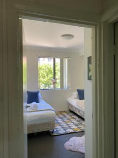 Near Train Cafe-Quiet and Cozy - 3