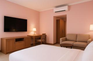 Grande Rosaline Hotel - 5