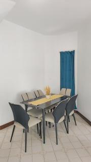 Charming Seafront Duplex - Seaview & Beach Access - 1