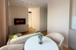 Komfortowy Apartament NEXT Ursus - Parking - Szybkie Wi-Fi - 9