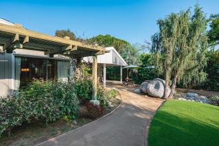 Bright Family Getaway Large Backyard Oasis & Patio - 0