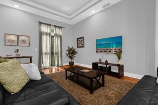 Enchanted 4BR Family Style Townhome in Disney Area - 9