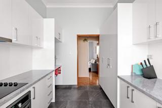 Inviting Single Room in Belmore - Everything with Reach - Shared Bathroom - 4