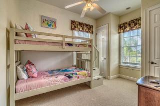 7501 - Excitement On The Greens - 5