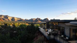 Luxurious Modern Masterpiece in Uptown Sedona - 9