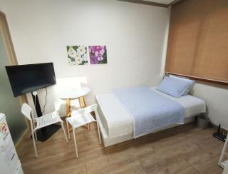 1 minute from Mia Station Exit 5 with Google TV - 0