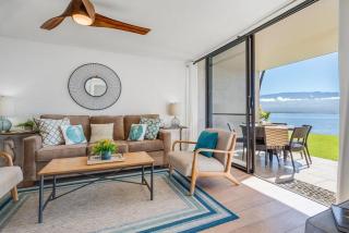 Lauloa 105 · LOA 105 2BD OceanFront Getaway w AC Pool - 9