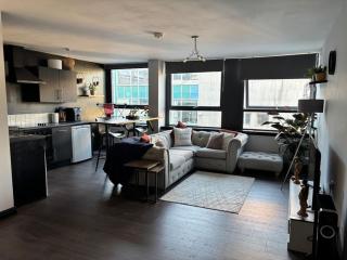 1-bed apartment nestled in the heart of Swansea - 0