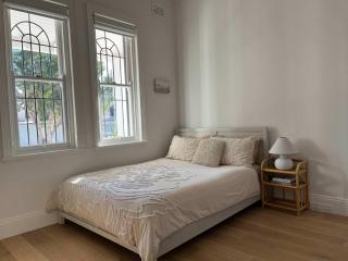 Bondi Coastal Retreat Bondi Beach House - 3