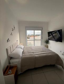 Apartamento Ingleses 400 metros da praia - 0