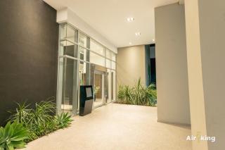 Amplio Apart con Cochera - 5