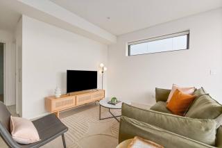 "Urban Duo" Side-by-Side Inner West Retreats - 5