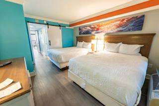 New Remodeled, Grand Cayman 662, Nice Decor,Pools! - 8