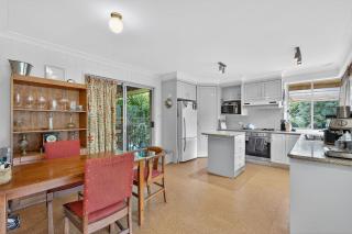 Natures Haven Wentworth Falls with Sauna & Pool - 4