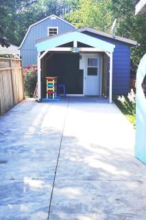 Kosecki Kabana Beach cottage and Bunkie - 4