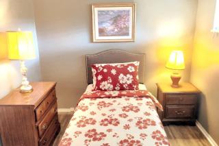 3BR Home, Pet-Friendly, Fenced Yard Near I-70, I-75, Hospitals, Wright-Patt AFB - 3