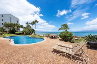 Hoyochi Nikko 208 · HN 208 Updated OceanFront 2BD w PoolAirbnb 2 - 8