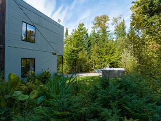 La Romane Stylish Forest Chalet W Spa - 8