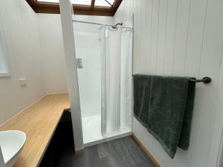 Haven Cabin - No road access - just a boat ride away - 2