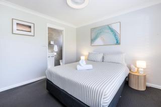 Salthaus - Pet Friendly with Fireplace - 5