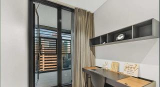 Luxurious 3 Bedroom with Darling Harbour Views - 1