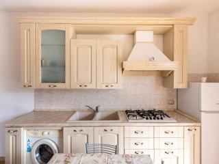 Apartment with private patio - 2