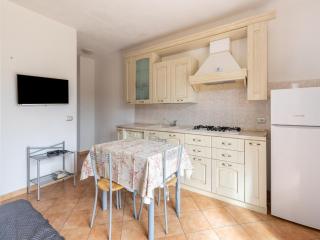 Apartment with private patio - 5