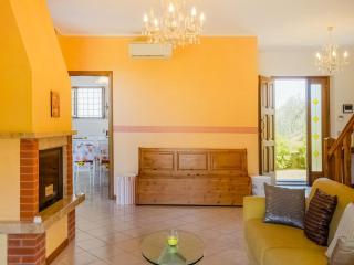 Charming Villa in Pieve san Giovanni - 2
