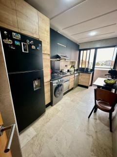 Twin Center View Apt in Maarif - 7