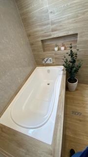 Luxury Downtown Tacna Apartment with Bathtub - 4