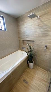 Luxury Downtown Tacna Apartment with Bathtub - 2