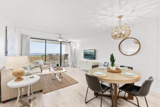 Cape Winds by Happy Palm Stays - 0