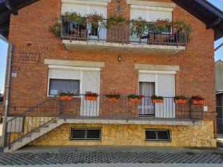 One Bedroom Magic Room 1 - 3