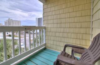 Island Palms - D1 - 8