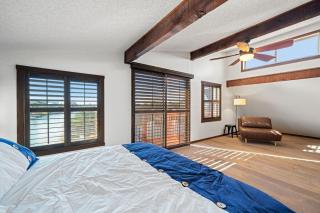 The Dogfish Dive Den! - 7