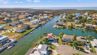 The Dogfish Dive Den! - 2