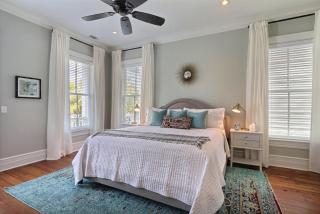 Congress Street Retreat - 9