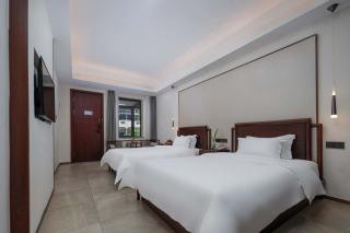 Snowy&Sunny Resort Phoenix City Hunan - 4