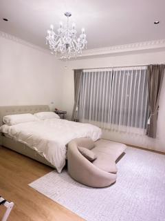 莉莉安の家 精緻3人房 加大雙人床 - 8